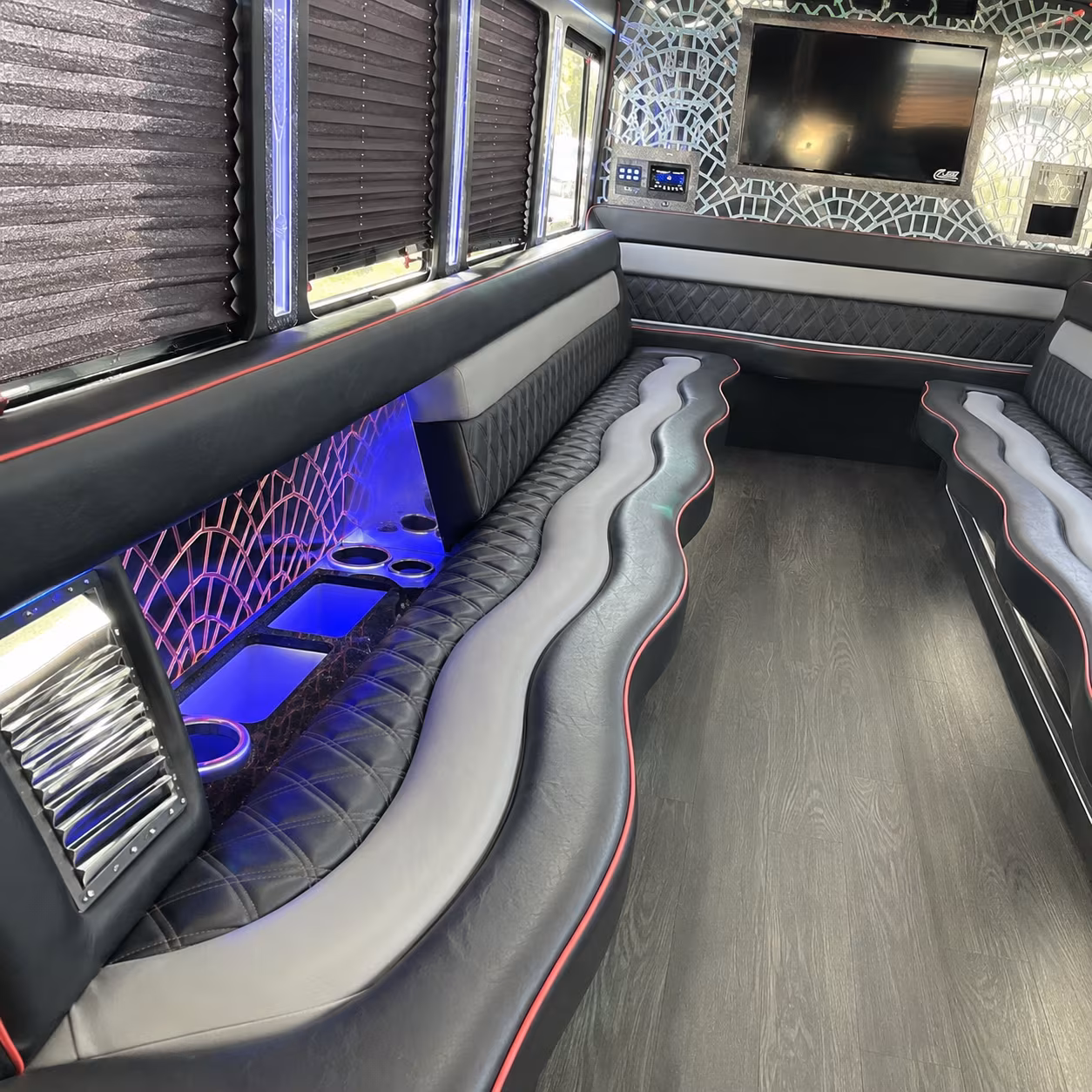 Burbank Birthday, Sweet 16, & Quinceañera Party Bus Rentals