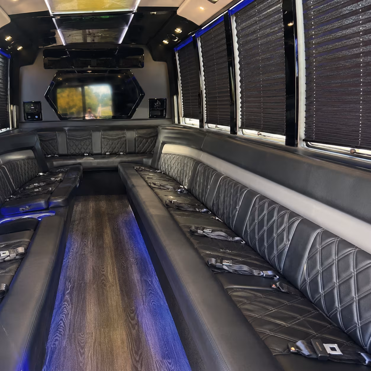 Glendale Birthday, Sweet 16, & Quinceañera Party Bus Rentals