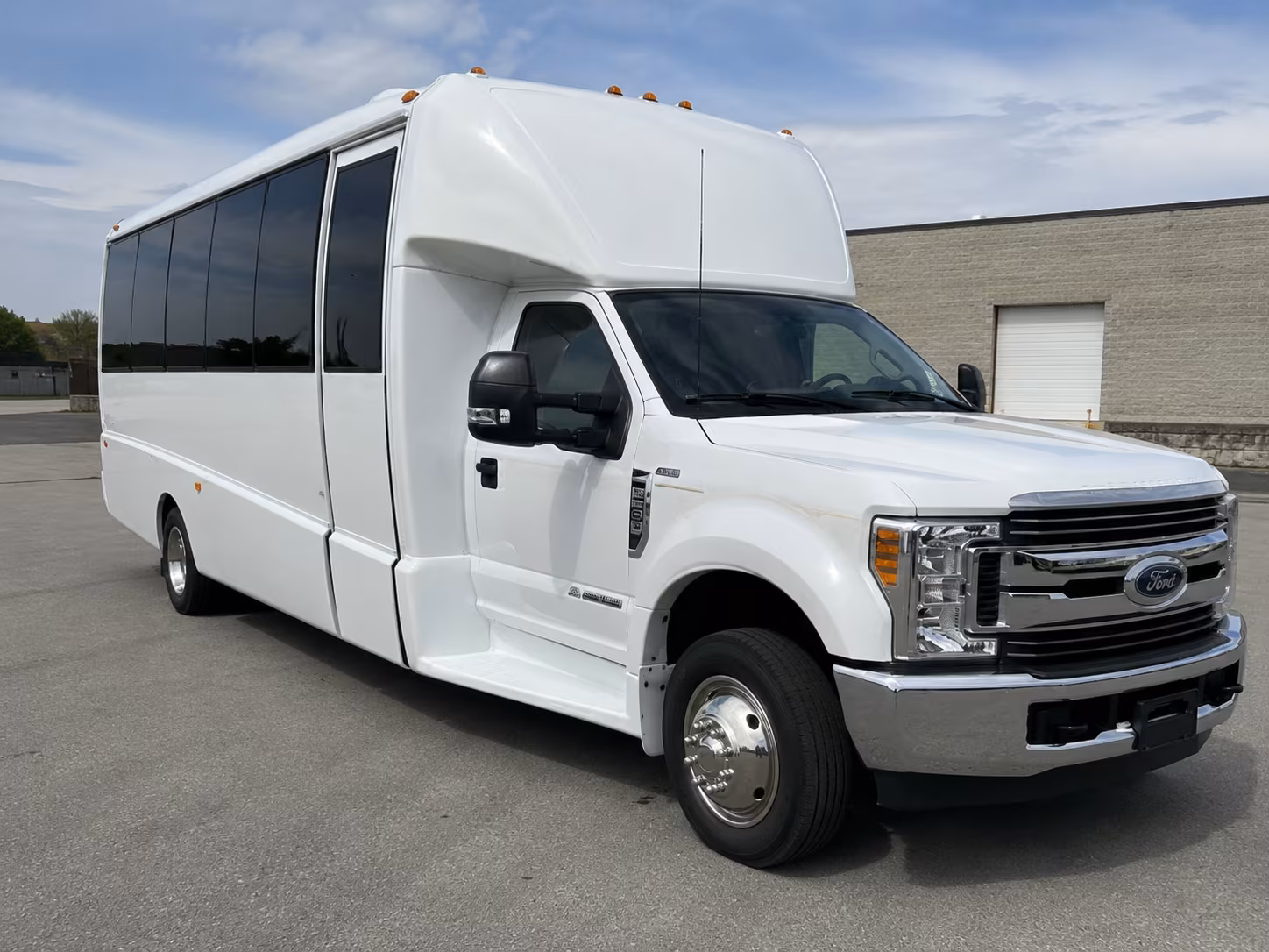 Glendale Wedding Transportation & Shuttle Service