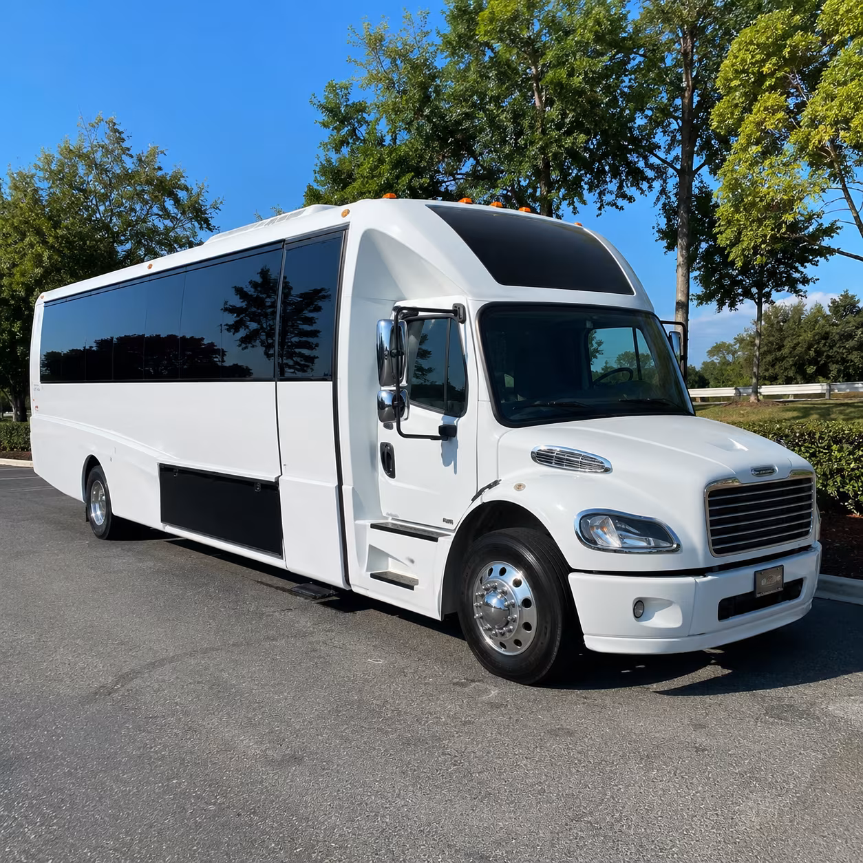 Thousand Oaks Winery Tour & Pub Crawl Transportation
