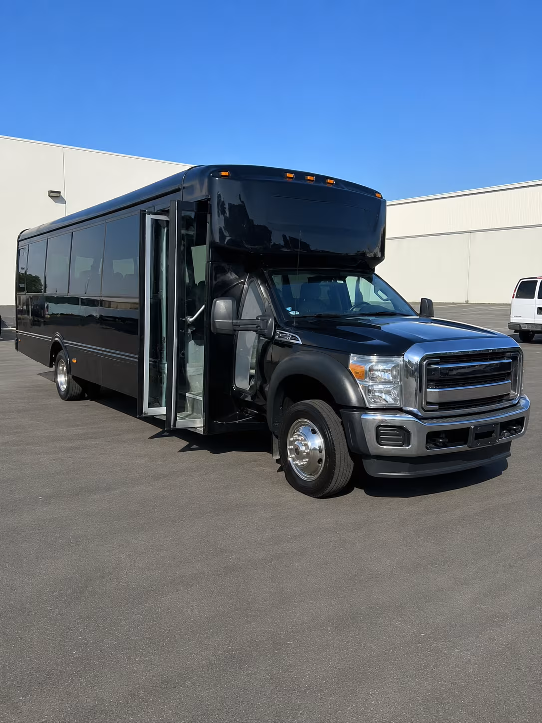 Ventura Wedding Transportation party bus exterior